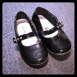 Smartfit girls black dress shoes